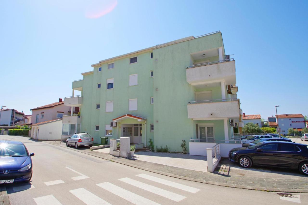 Holiday Apartment Sky, Μεντουλίν Εξωτερικό φωτογραφία